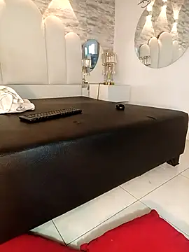 Webcam Model (Kristy1_) is live