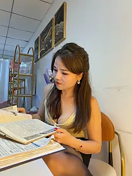 美女Xiaoxiao-y在线直播