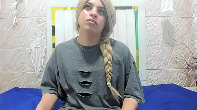 Sofia_Blakke live sex cam