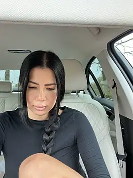 ClaireBree's live cam