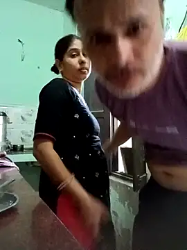 cute-charvii - Cute-Charvii's free webcam - UK Sex Cams