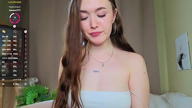 AlinaOrf live sex cam