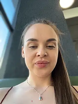 KristiRich's Live Sex Cam Show