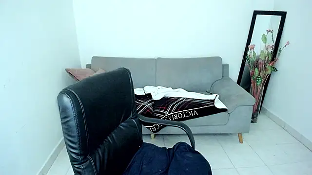 Adele_Sweett live sex cam