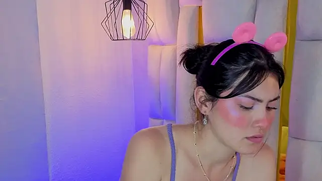 brandy_collinss - Brandy_collinss's free webcam - UK Sex Cams