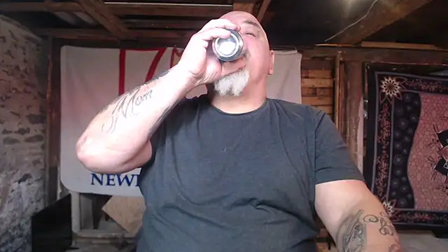 newfiesausage1972 (M mature) - last tipper 5 mins off lovens