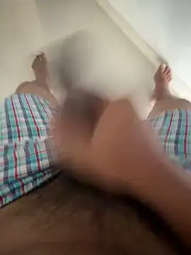 chota711 (M young) - hand job + cum