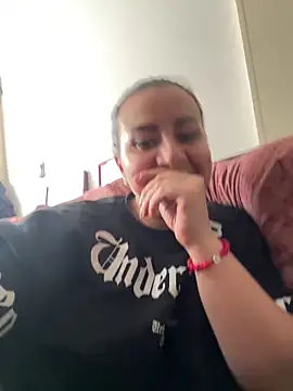 Webcam Model (Abril_Luv)  is live.Free join now!