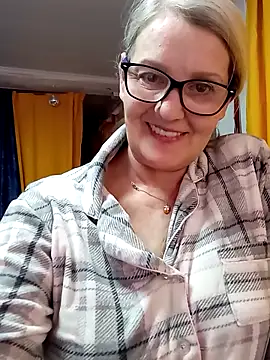 irinamaux - Irinamaux's free webcam