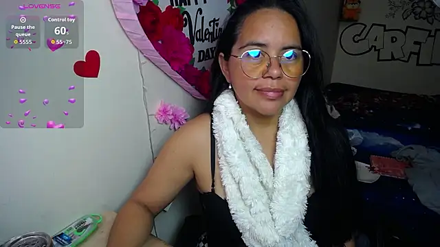 miss__kendra_ - Miss__kendra_'s free webcam - UK Sex Cams