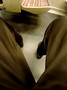 Mikaaa97 live sex cam