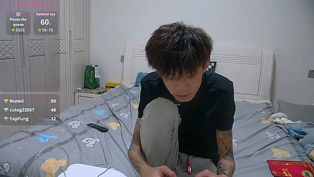 paofu-001 (M young) - 只穿内裤军训五分钟