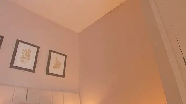 zoe_sky_ (F teen) - BIG SQUIRT / BIG CUM