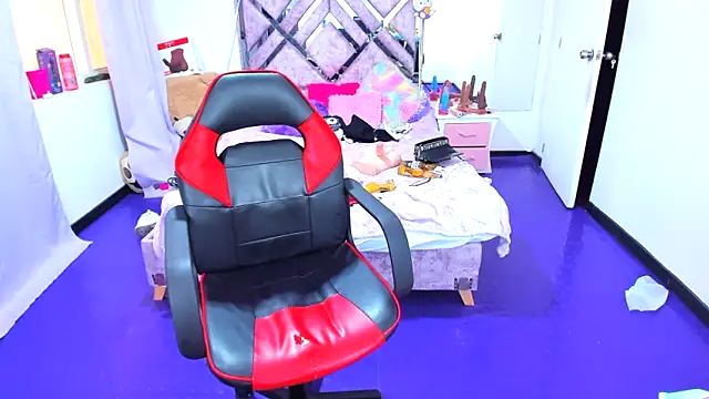 luna_analya (F teen) - show 3 fingers ass+ lush control 7 mnt