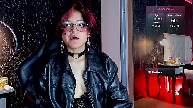 yuumiko - YuuMiko's free webcam - UK Sex Cams