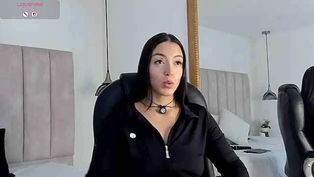 megan-8 - Megan-8's free webcam