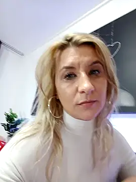 kaylinjan - KaylinJan's free webcam