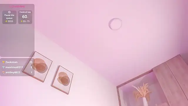 Webcam Model (Mia_222)  is live.Free join now!