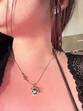 VioletPearson live sex cam