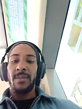 Mikaaa97 live sex cam