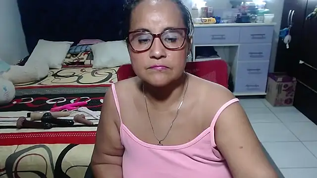 pervert_mommy_ - Pervert_mommy_'s free webcam