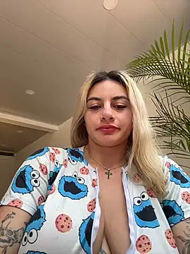 athenearossi - AtheneaRossi's free webcam