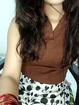 candyy_crushh - Candyy_crushh's free webcam