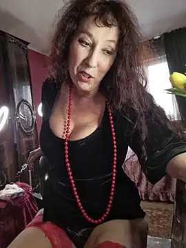 gypsyesmeralda - GypsyEsmeralda's free webcam - UK Sex Cams