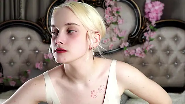 kirstinmcgeady - KirstinMcgeady's free webcam - UK Sex Cams