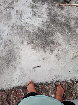 desii_rockstarr (M young) - Risky dick  oil massage on terrace 😱