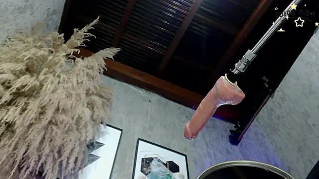 lena_helleen (F milf) - 3 fingers in the ass