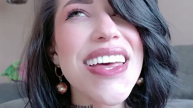 hannah_borbon (F young) - Touch Your clitoris