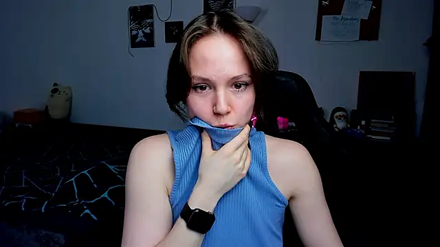 cute_little_ass (F young) - Striptease