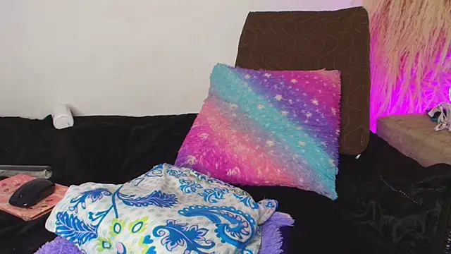 NatashaEgnath webcam