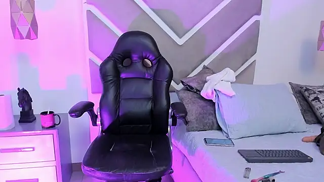 amber_harriis (F teen) - fingers in pussy