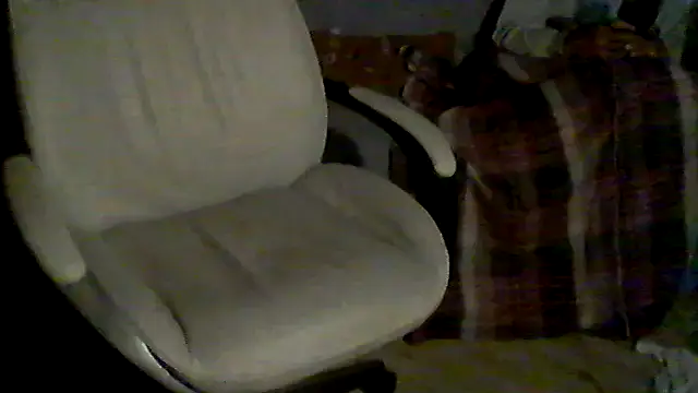 gillygilly76 - Gillygilly76's free webcam