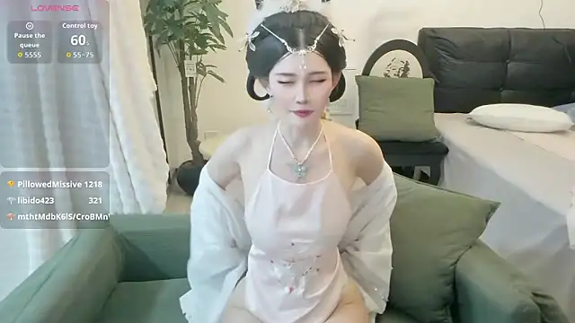 美女NANA-EET在线直播