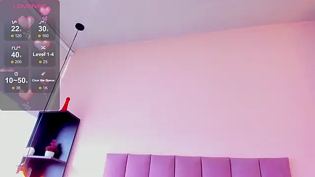 violet_myerrs (F young) - control lovense x5 min