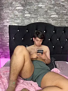 noah_ledom (M twink) - X8 Sapped on my ass👋🏻🍑😳