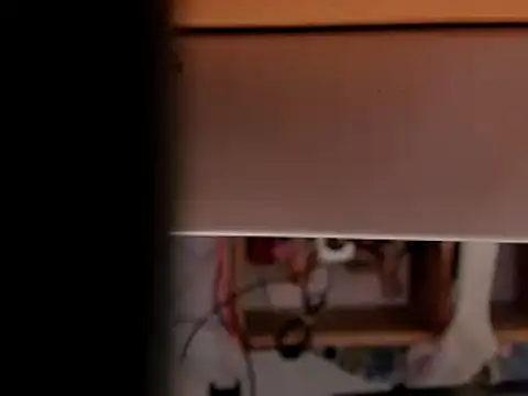 chloe_kisses (F teen) - finger pussy