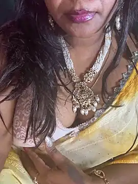 Webcam Model (Hottywetsexy)  is live.Free join now!