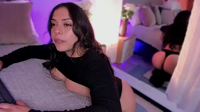 Nicolle_W live sex cam