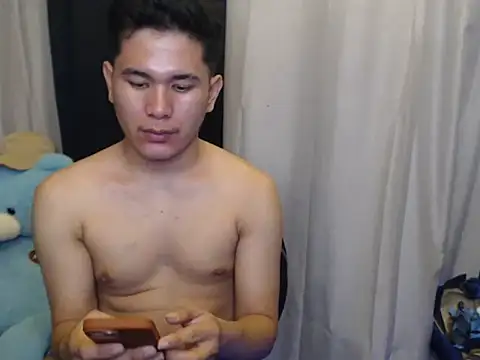 Live gay webcam of master_levi