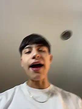 Lander_Cruz's live cam