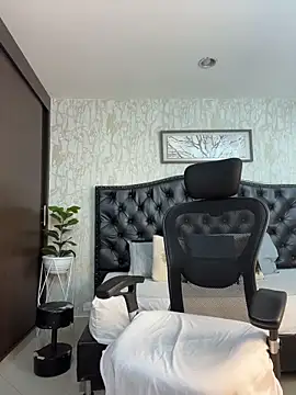 Lander_Cruz's live cam