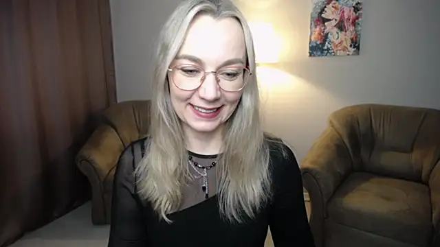 ava_elior - Ava_Elior's free webcam - UK Sex Cams