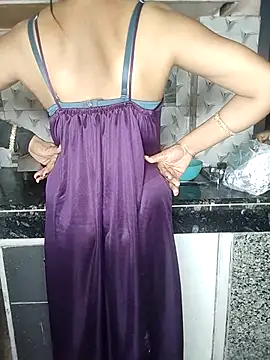 CUTI-NAINA Live Webcam on Stripchat