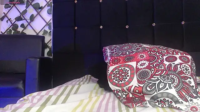 charlotte_brawn webcam