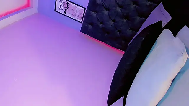 IssabellaIzzy webcam