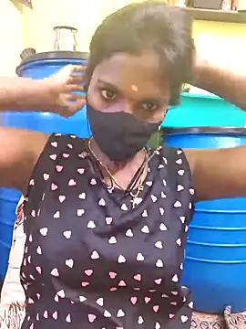 Webcam Model (Honey_rosetamil)  is live.Free join now!